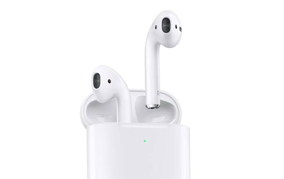Apple Audífonos Inalámbricos AirPods Con Estuche De Carga Inalámbrica